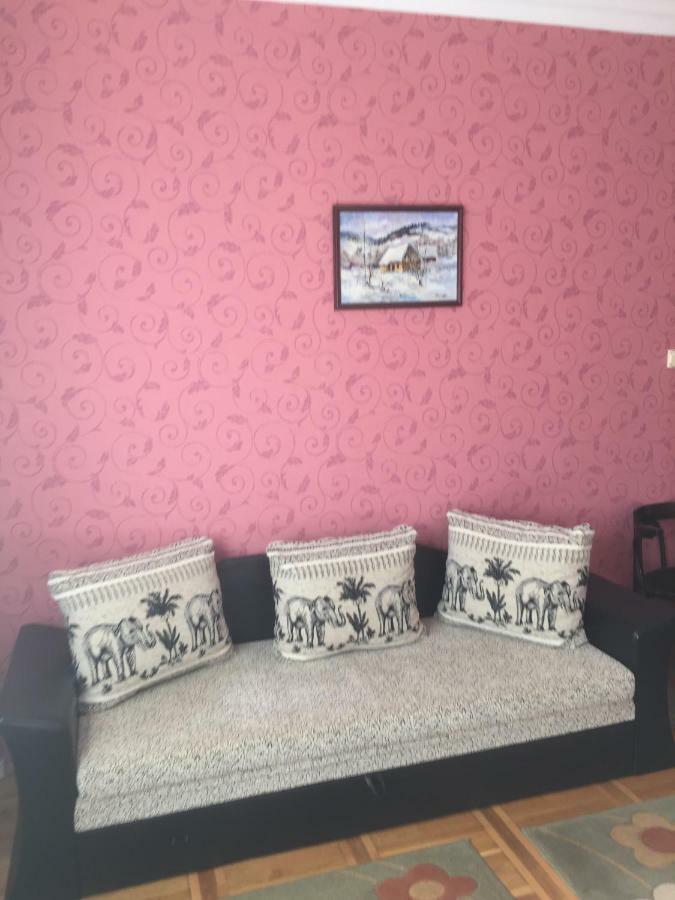 Big Apartman ハイデゥソボスロー エクステリア 写真